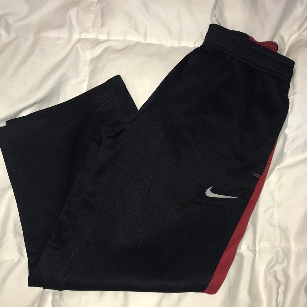 Boys Nike Therma Fit Sweatpants Size Small